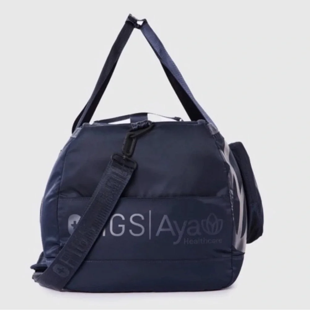 NEW Figs Aya Healthcare Midnight Navy Nylon Weekender Duffle Work Bag